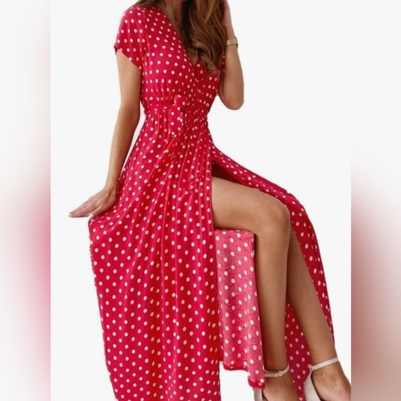 Red Flutter Sleeve V-Neck Maxi Dress - Picture 9 of 10